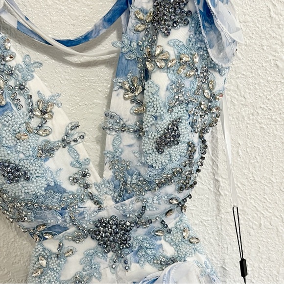 NWT Mac Duggal Floral Lace Up Tie Back Ruffle Shoulder Embellished Gown - Picture 6 of 15